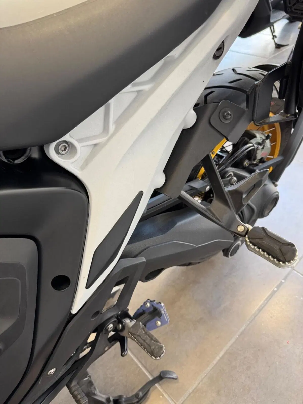 Bmw R 1300 GS Trophy (2023 - 26) (12)