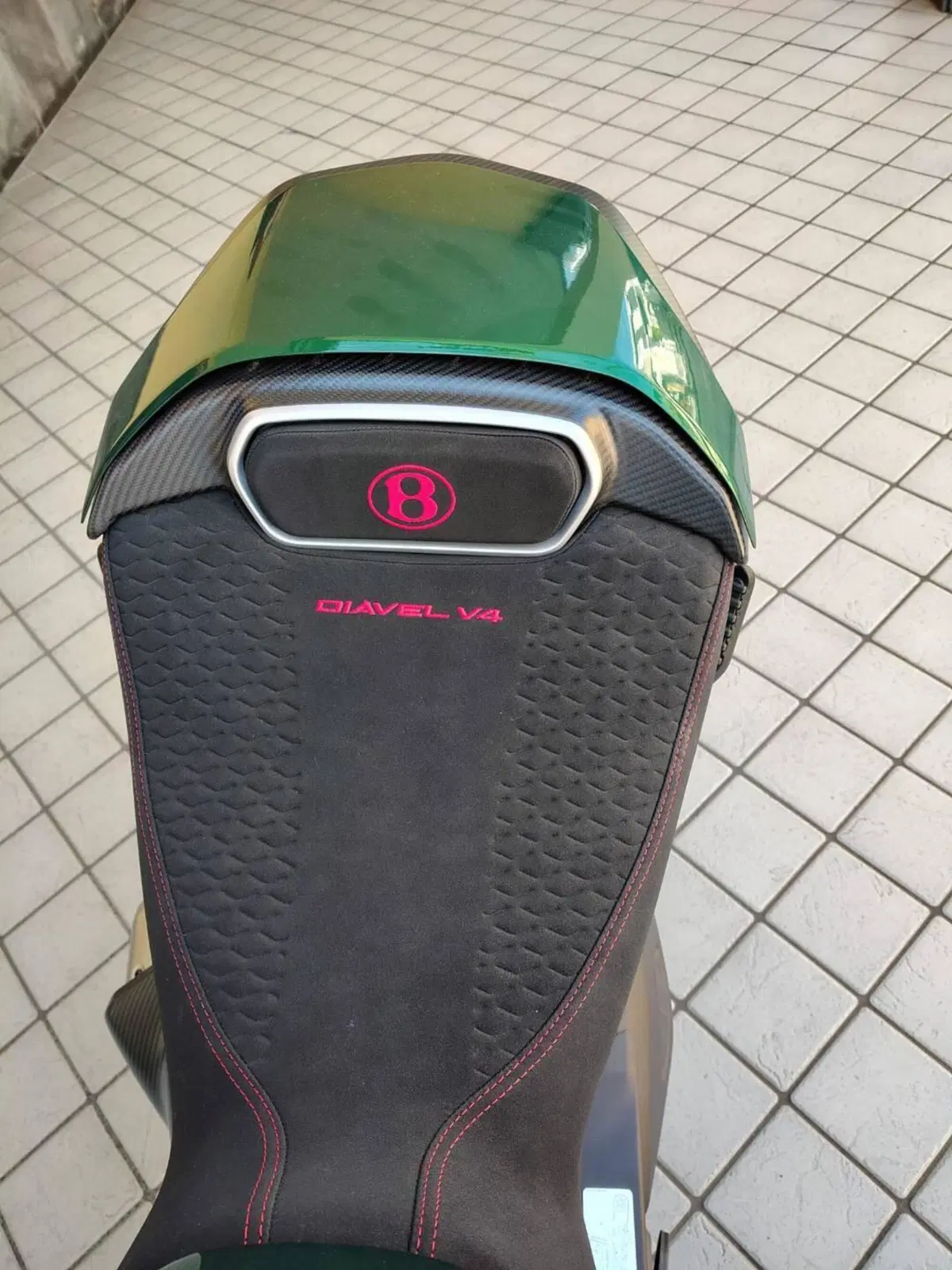 Ducati Diavel for Bentley (2024) (10)