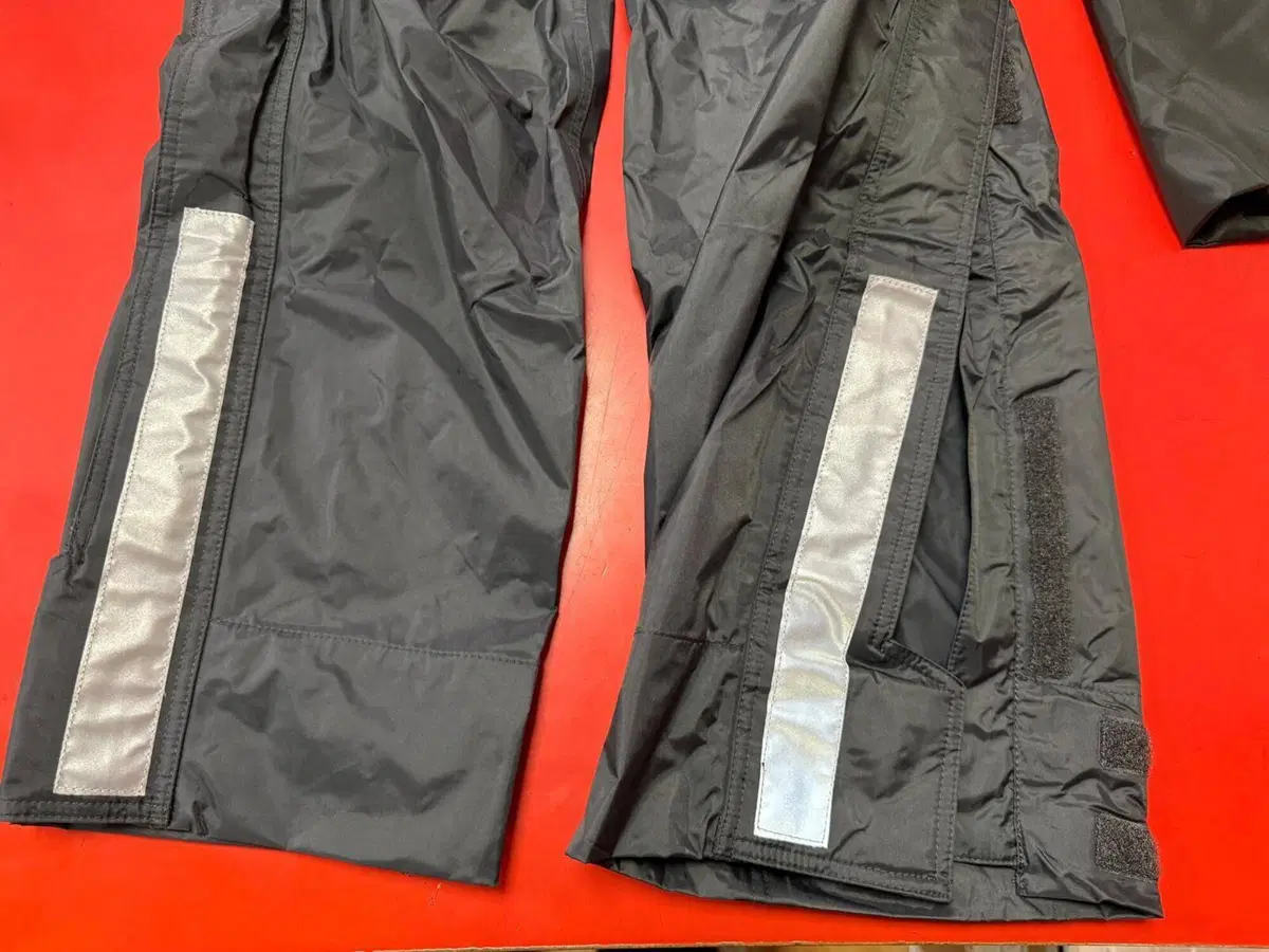 Dainese Pantalone Edimburgo Waterproof (3)