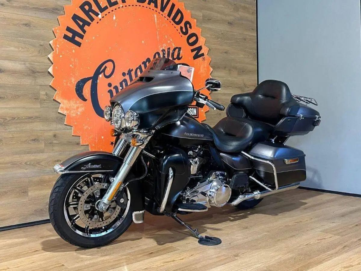 Harley-Davidson 107 Electra Glide Ultra Limited (2017 - 18) - FLHTK (8)