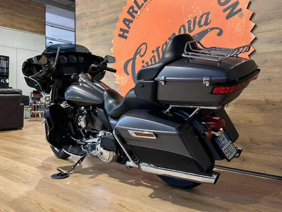 Harley-Davidson 107 Electra Glide Ultra Limited (2017 - 18) - FLHTK (9)