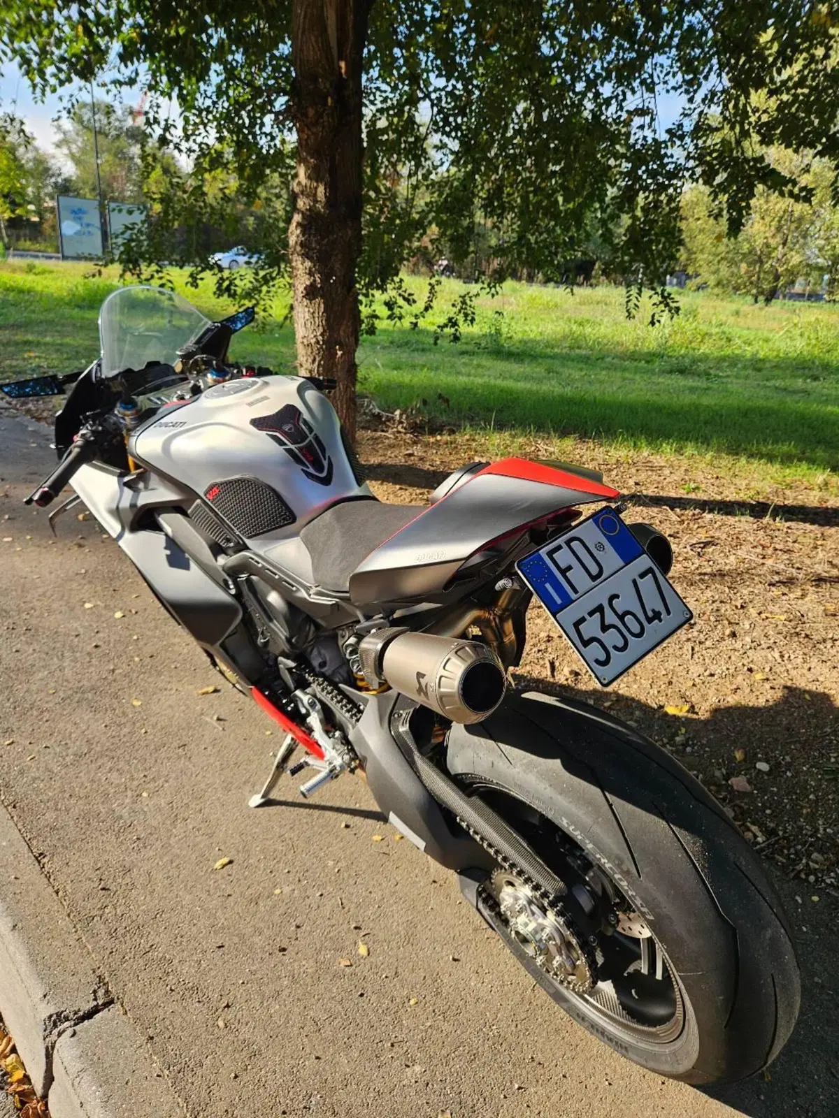 Ducati Panigale V4 1100 SP2 (2022 - 23) (6)