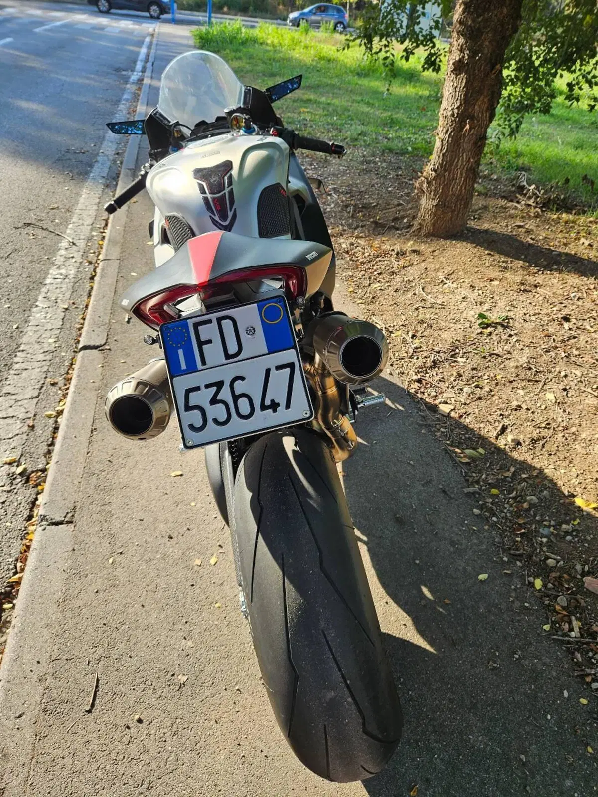 Ducati Panigale V4 1100 SP2 (2022 - 23) (7)