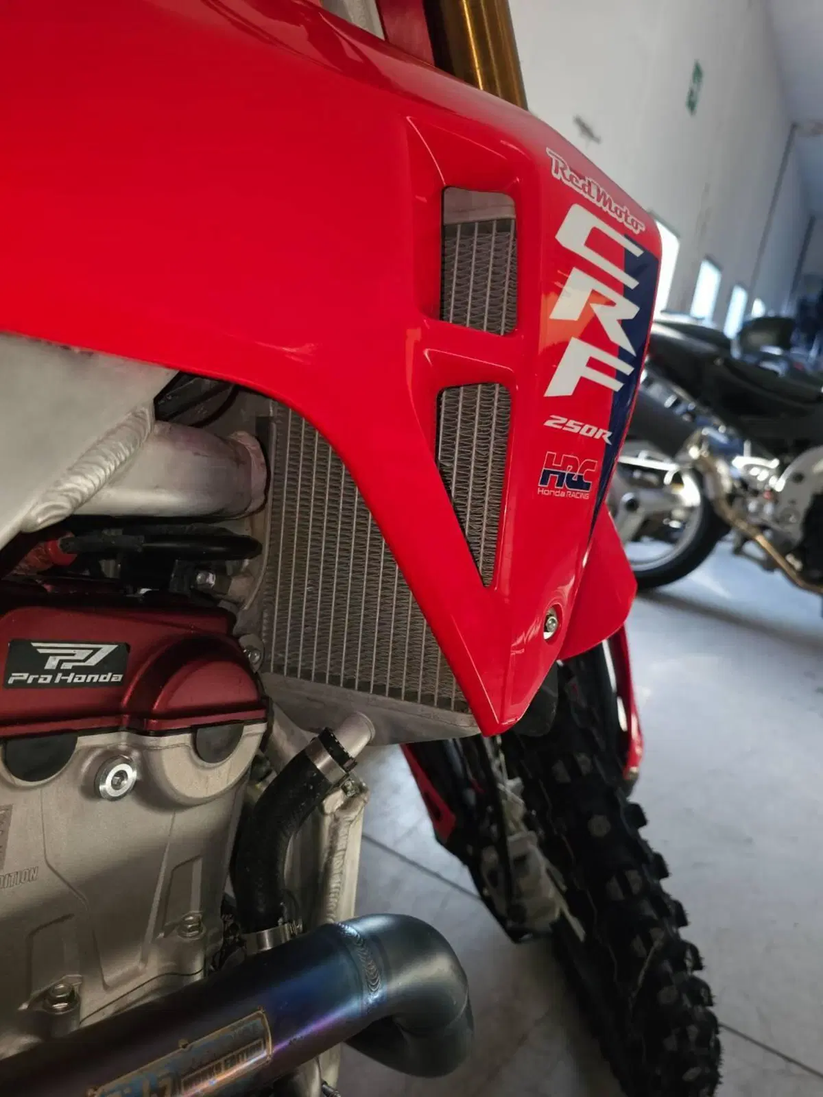 Honda CRF 250R WE (2025) (6)