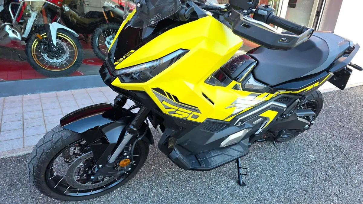 Honda X-ADV 750 (2025 - 27) (4)