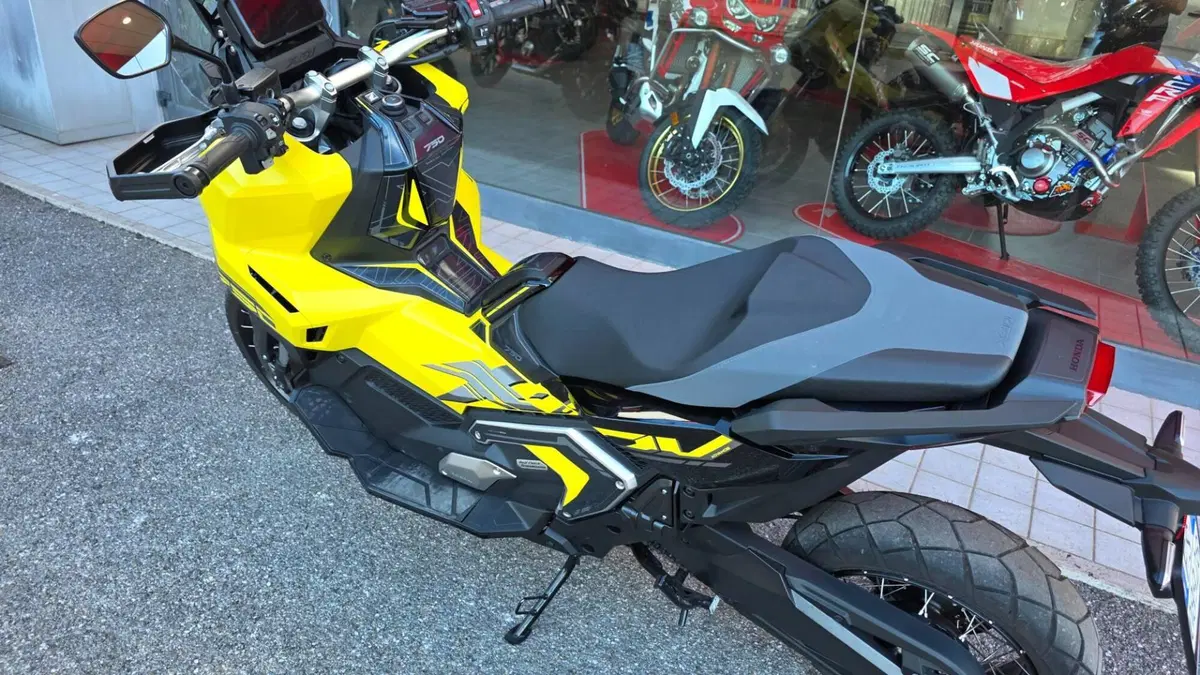 Honda X-ADV 750 (2025 - 27) (6)