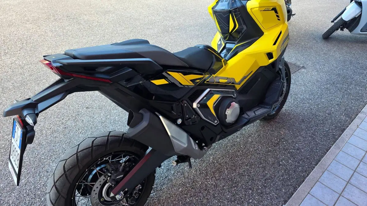 Honda X-ADV 750 (2025 - 27) (7)