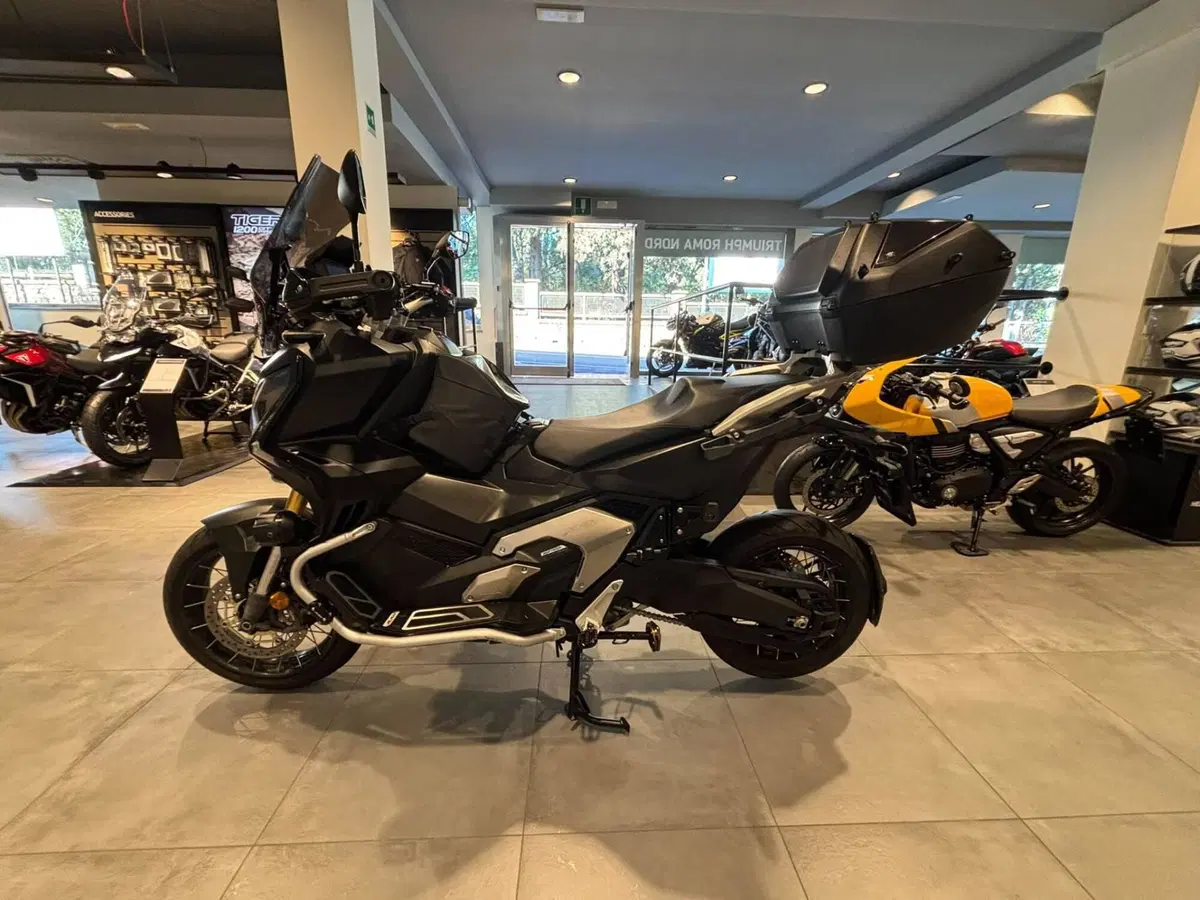 Honda X-ADV 750 DCT (2021 - 24) (2)
