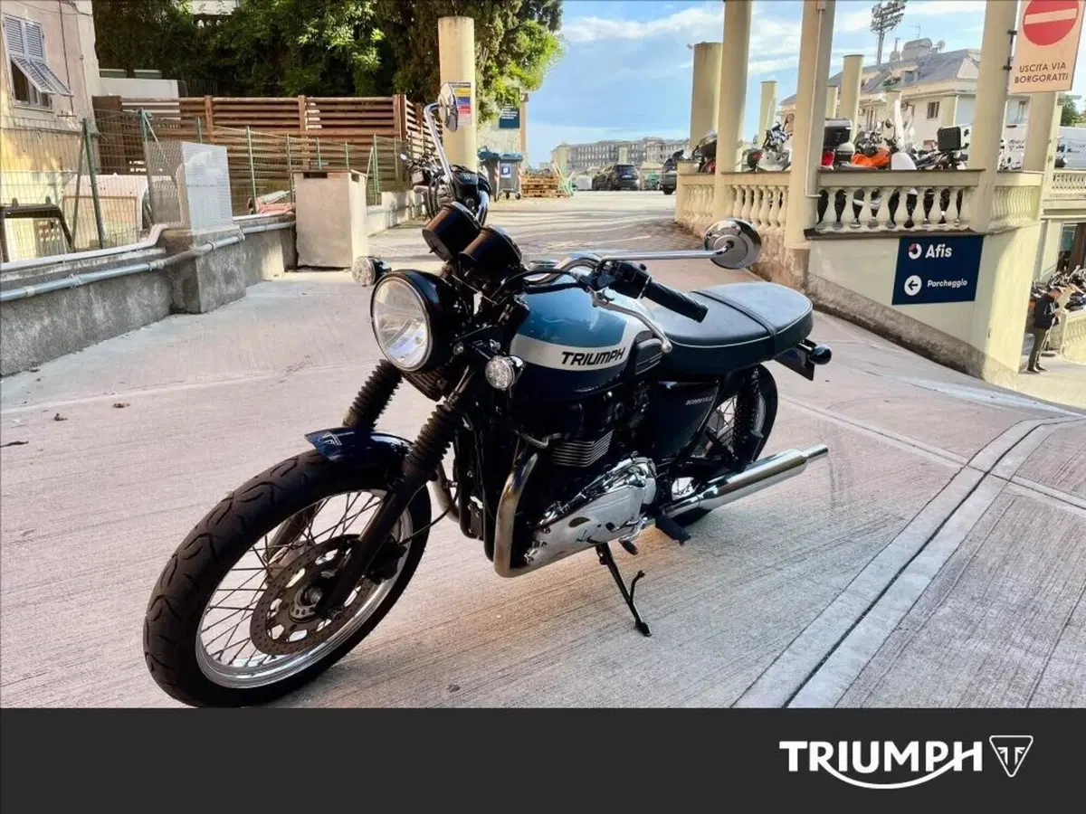 Triumph Bonneville T100 (2008 - 16) (4)