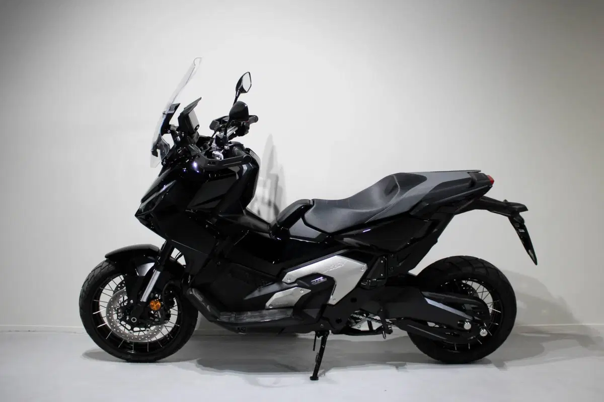 Honda X-ADV 750 (2025 - 27) (4)