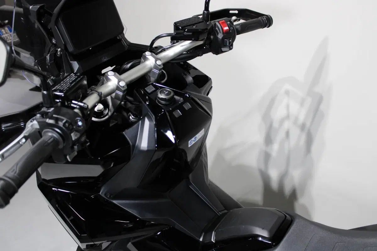 Honda X-ADV 750 (2025 - 27) (5)