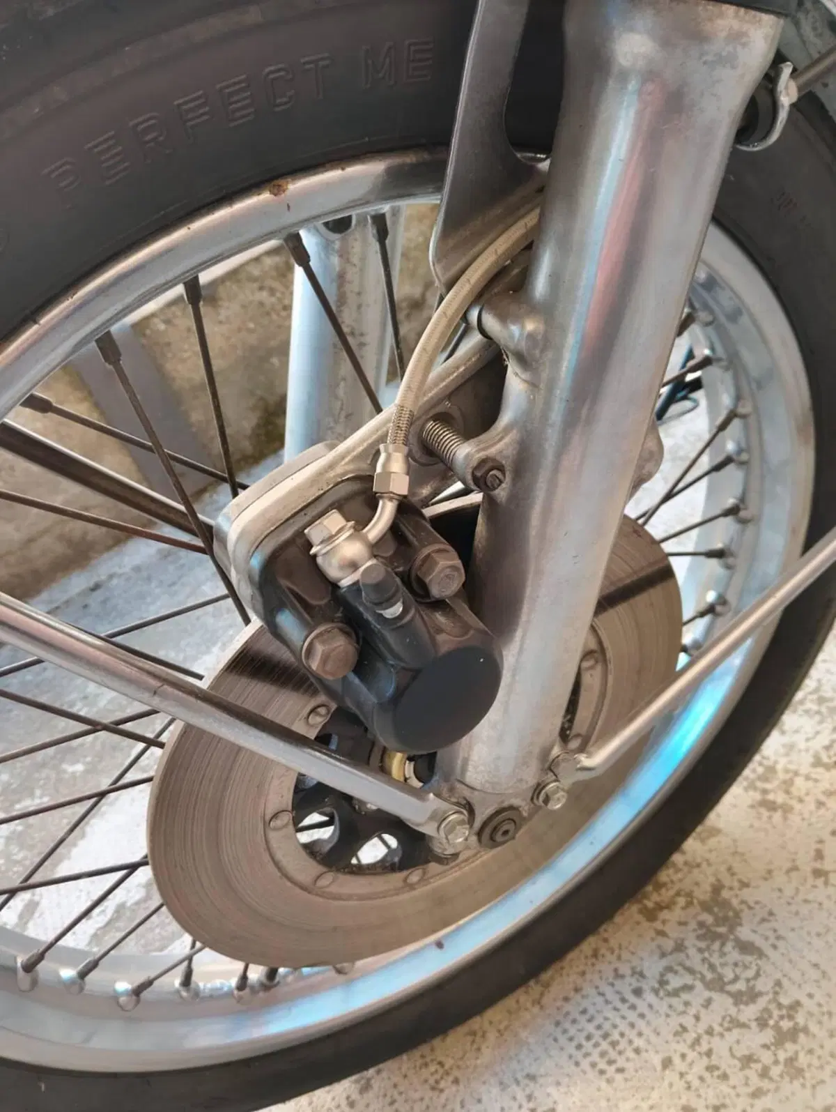 Honda CB500e  four (11)