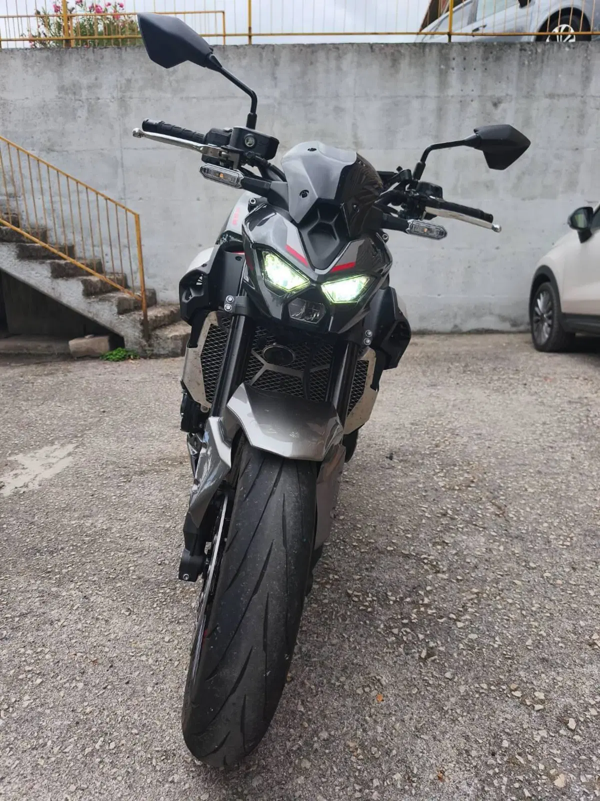 Kawasaki Z 900 (2025 - 27) (20)