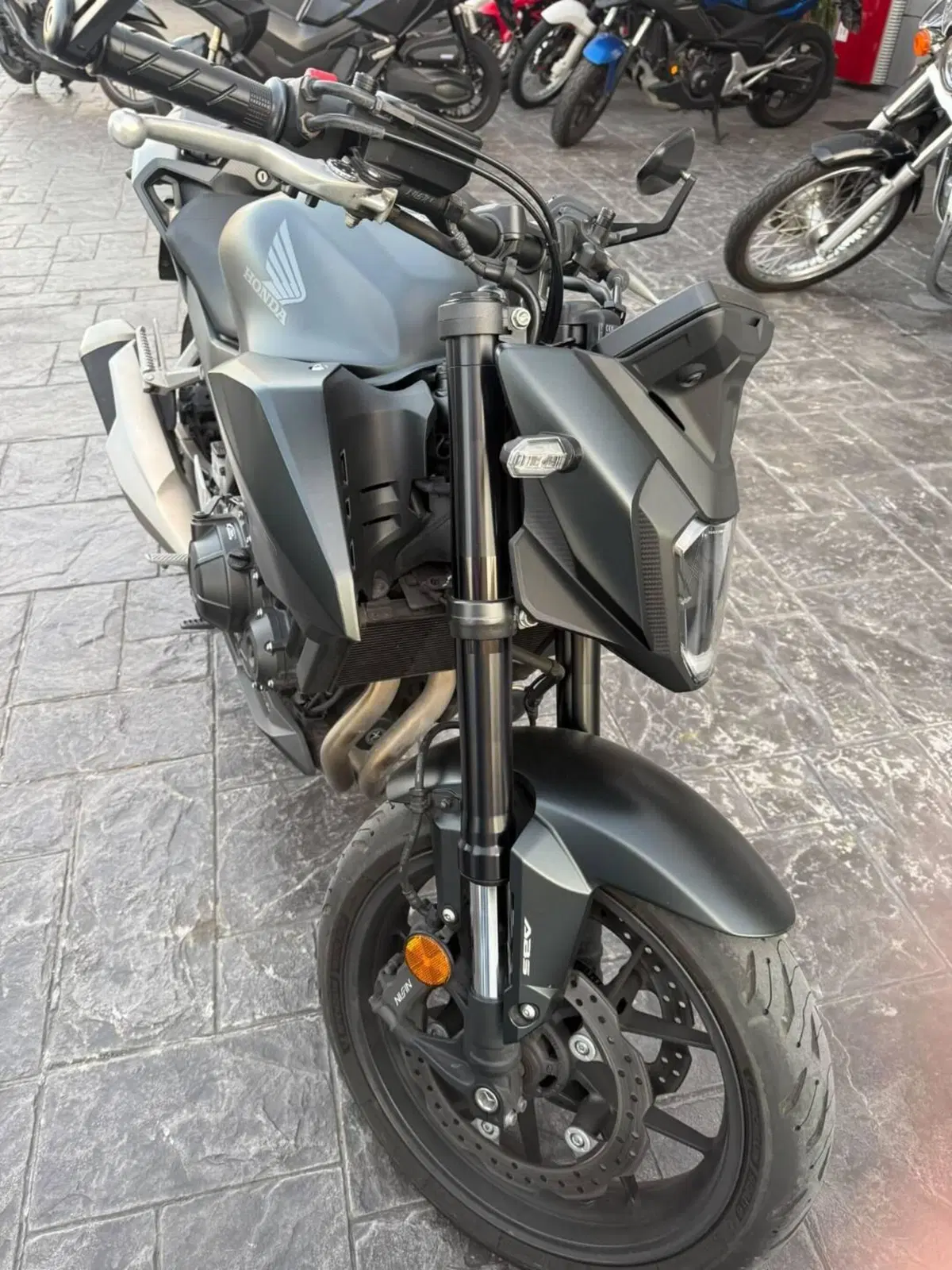 Honda CB 500 Hornet (2024 - 25) (8)