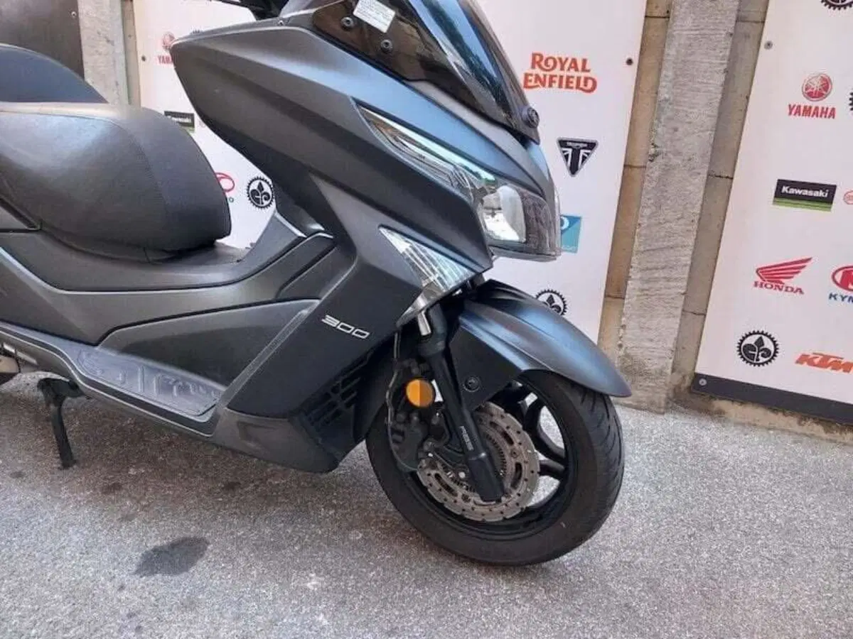 Kymco X-Town 300i City (2020) (5)