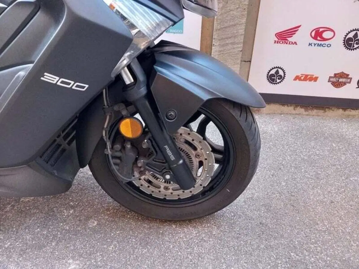 Kymco X-Town 300i City (2020) (6)