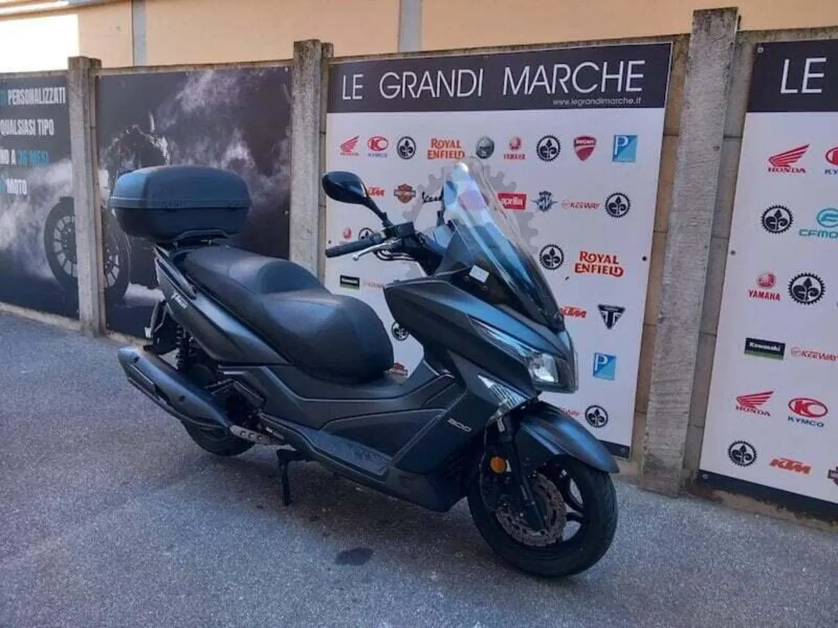 Kymco X-Town 300i City (2020) (7)
