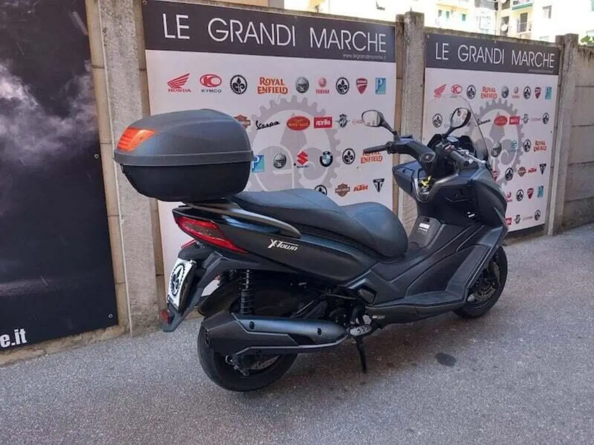 Kymco X-Town 300i City (2020) (8)