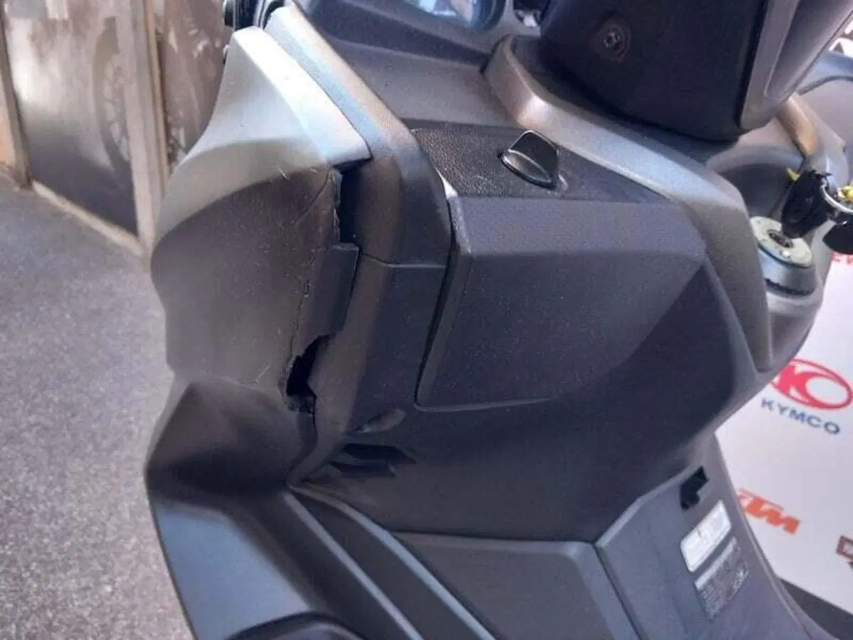 Kymco X-Town 300i City (2020) (17)