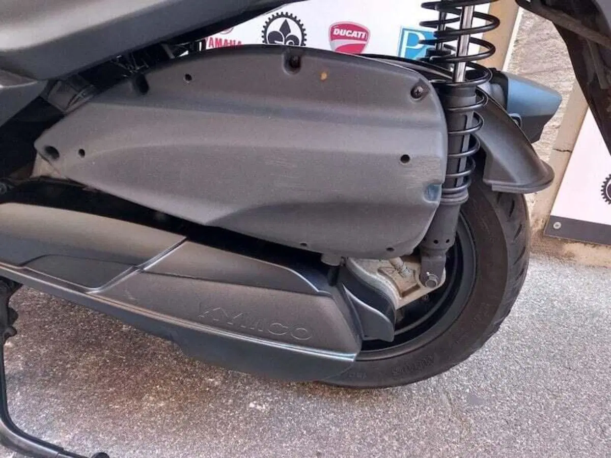 Kymco X-Town 300i City (2020) (19)