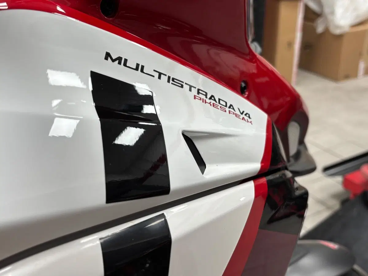 Ducati Multistrada V4 Pikes Peak (2021 - 24) (13)