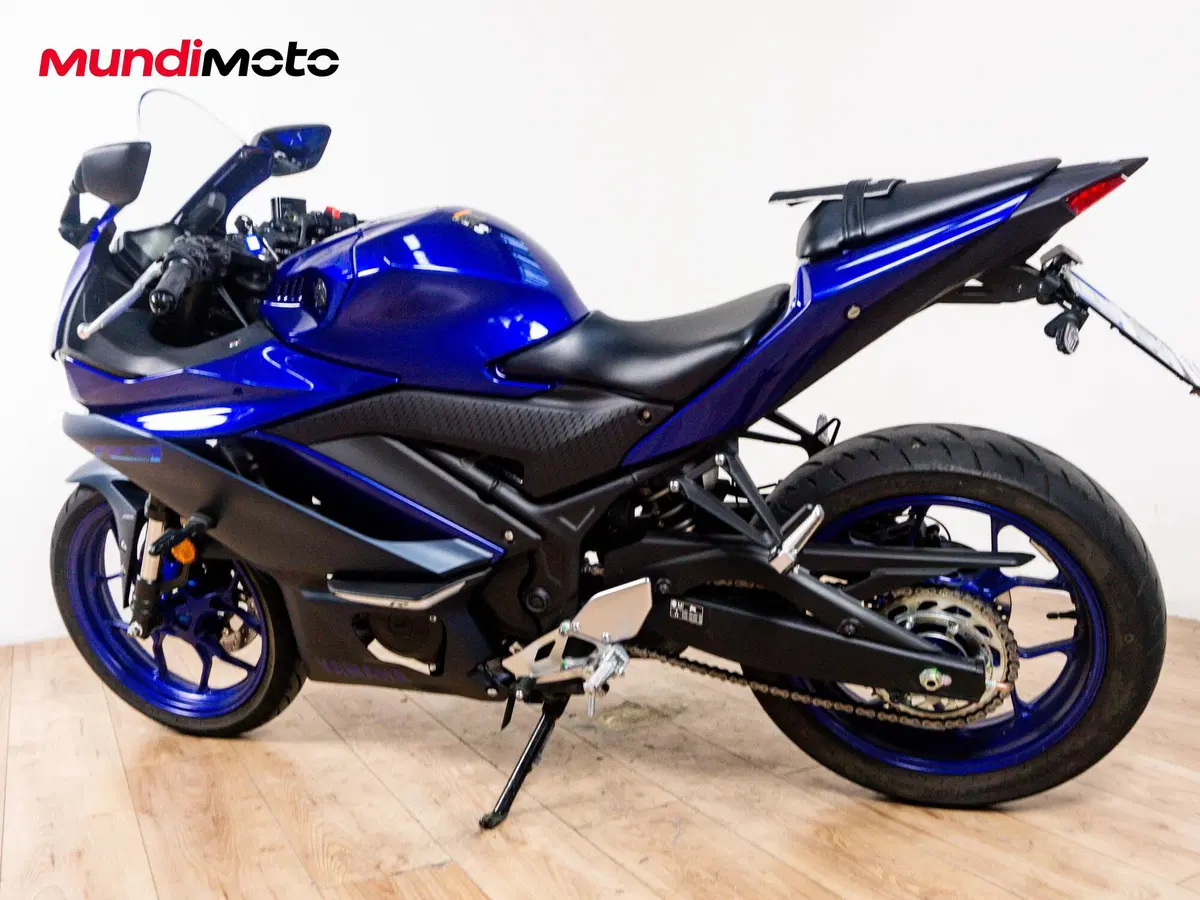 Yamaha YZF R3 (2018) (7)