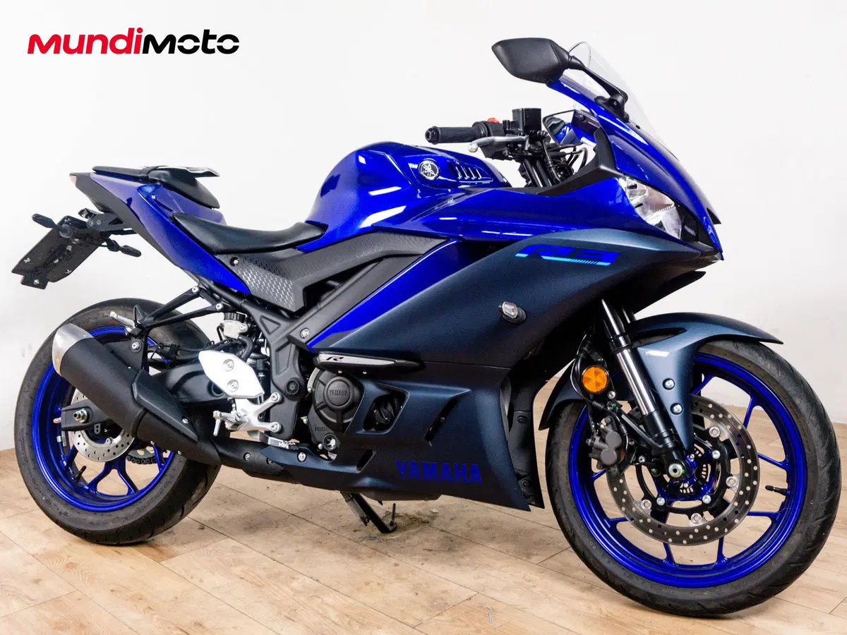 Yamaha YZF R3 (2018) (2)