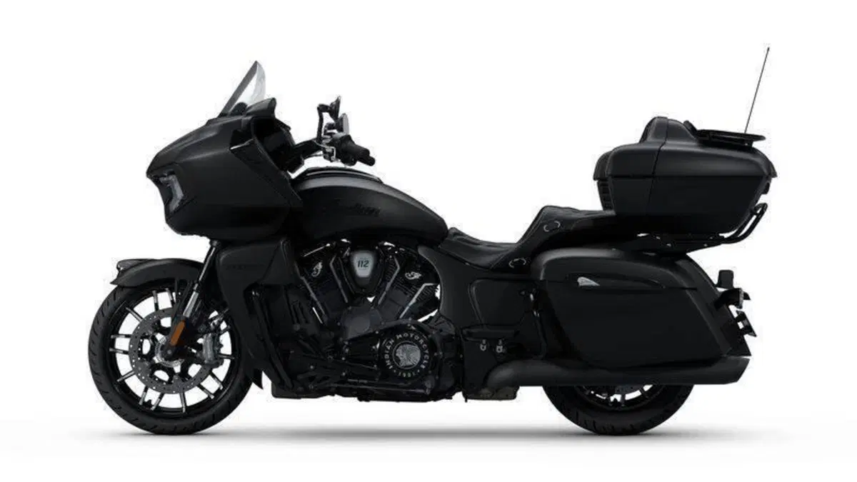 Indian Pursuit 1834 Powerplus Dark Horse (2025 - 26) (5)