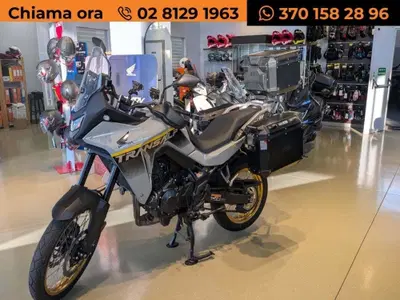 Honda Transalp XL750 (2025) usata