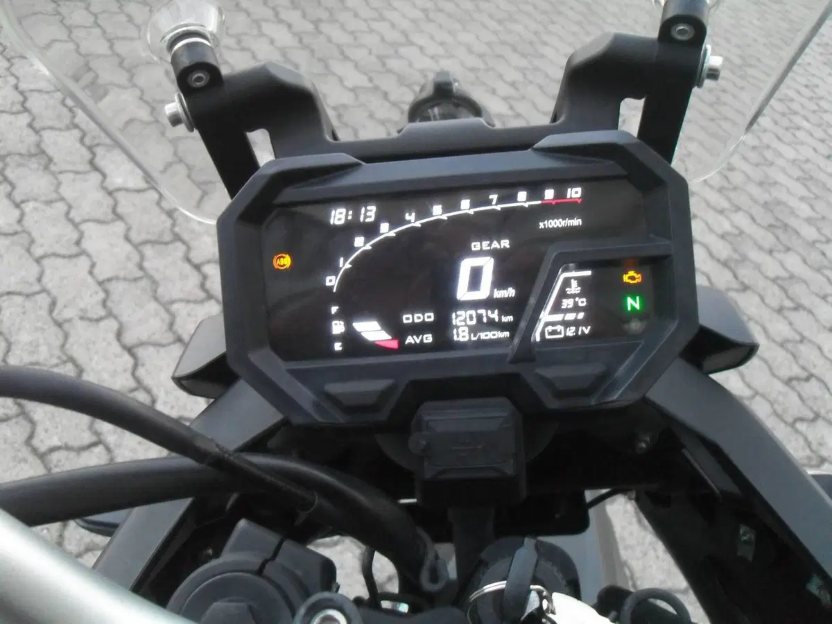 Voge Valico 300DS (2021 - 24) (4)