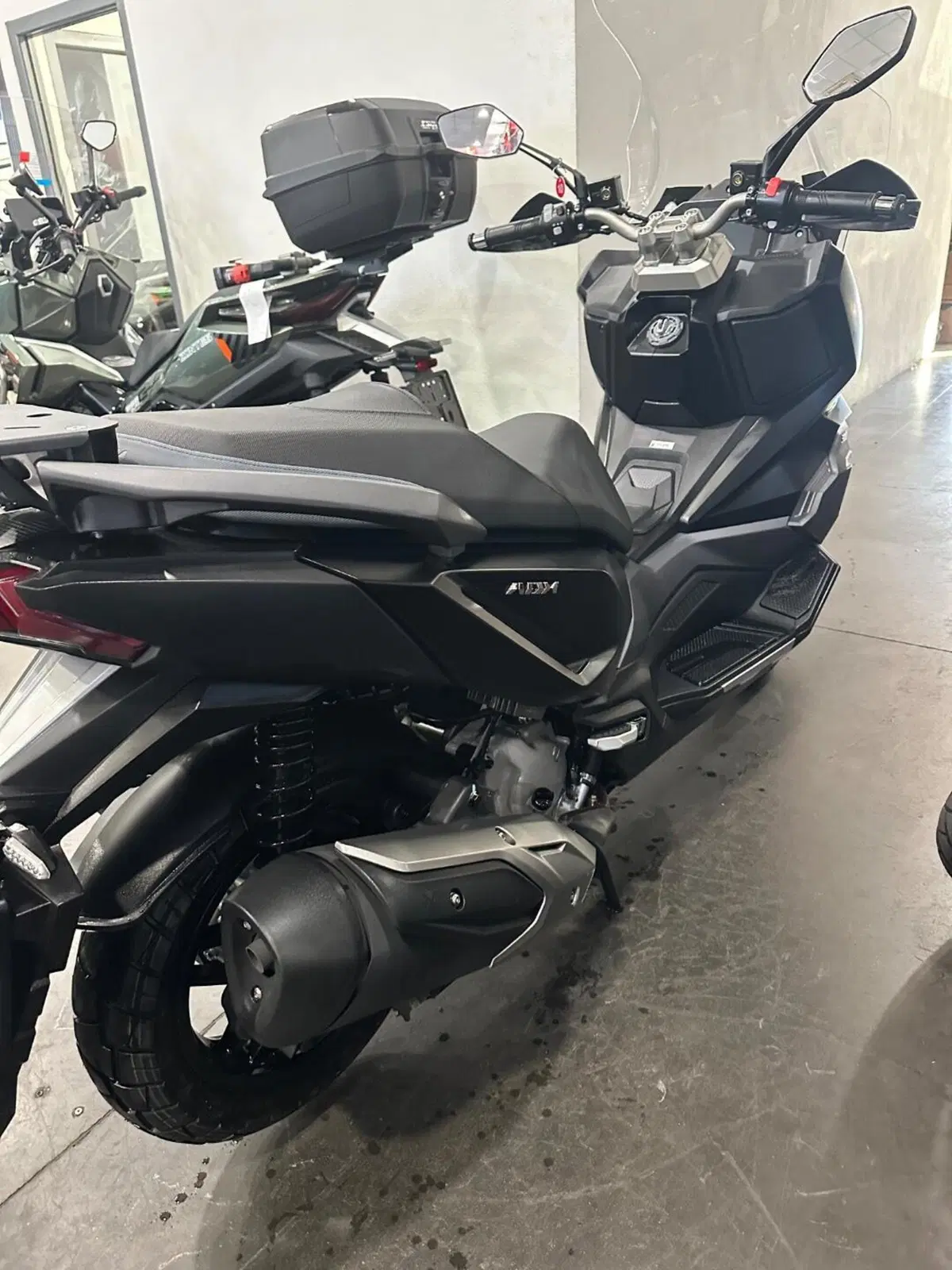 Sym ADX 300 (2024 - 26) (3)