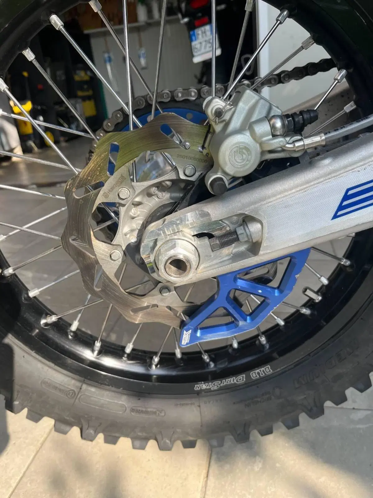Husqvarna TE 300 Heritage (2025) (3)