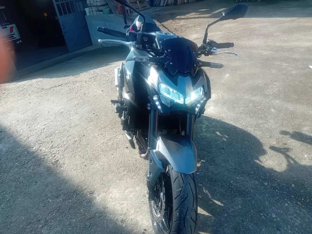 Kawasaki Z 900 (2021 - 24) (3)