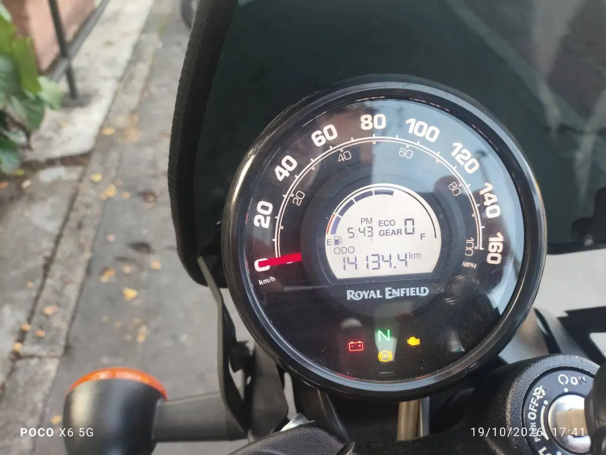 Royal Enfield HNTR 350 (2022 - 26) (19)