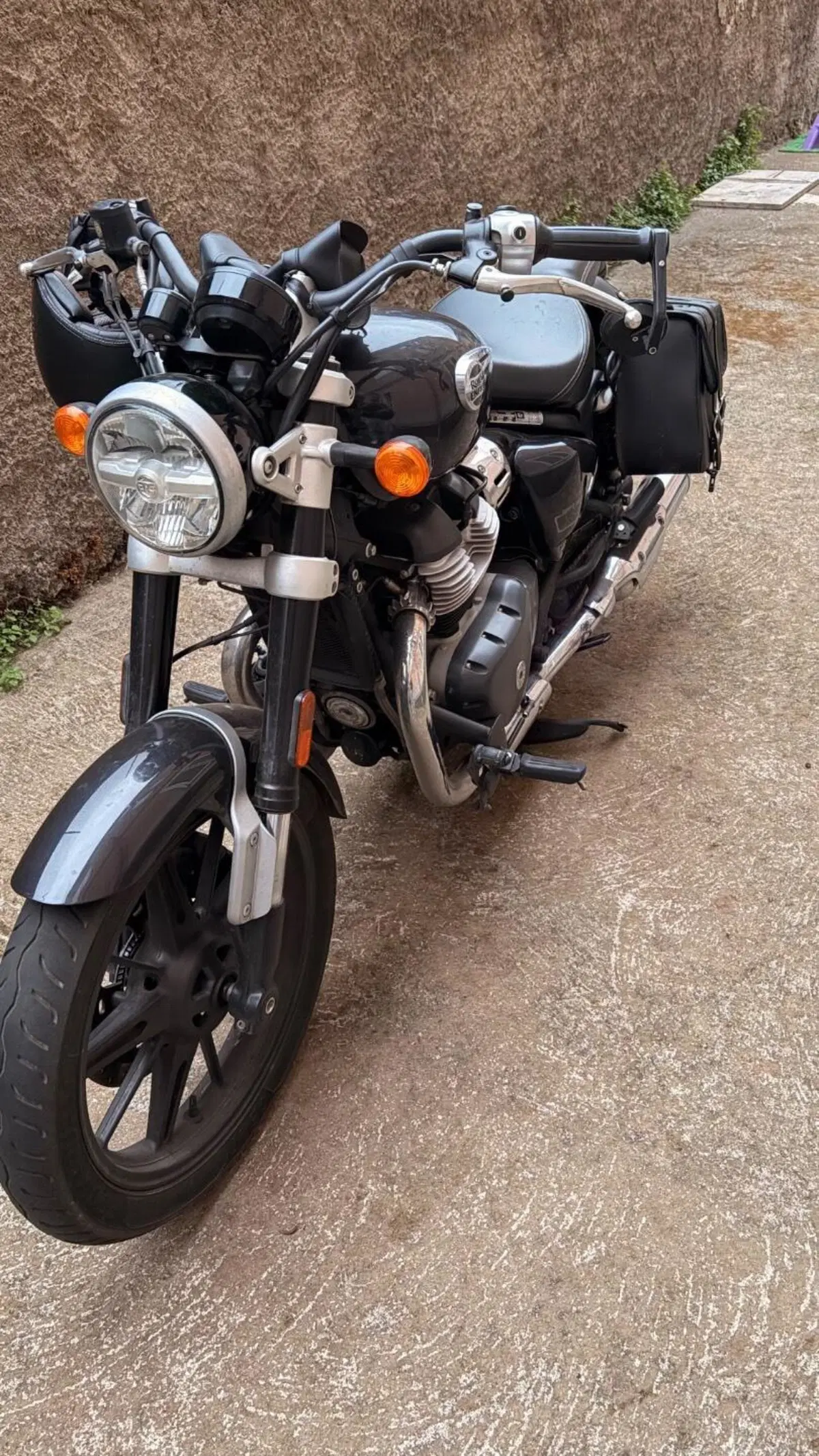 Royal Enfield Super Meteor 650 (2023 - 26) (6)