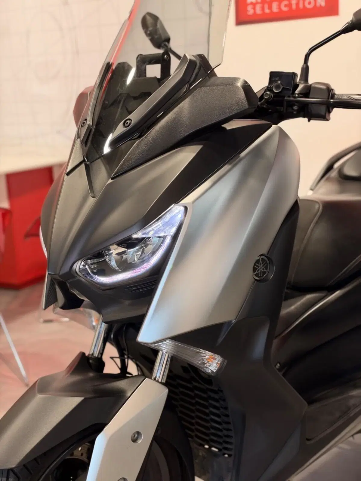 Yamaha X-Max 300 ABS (2017 - 20) (6)