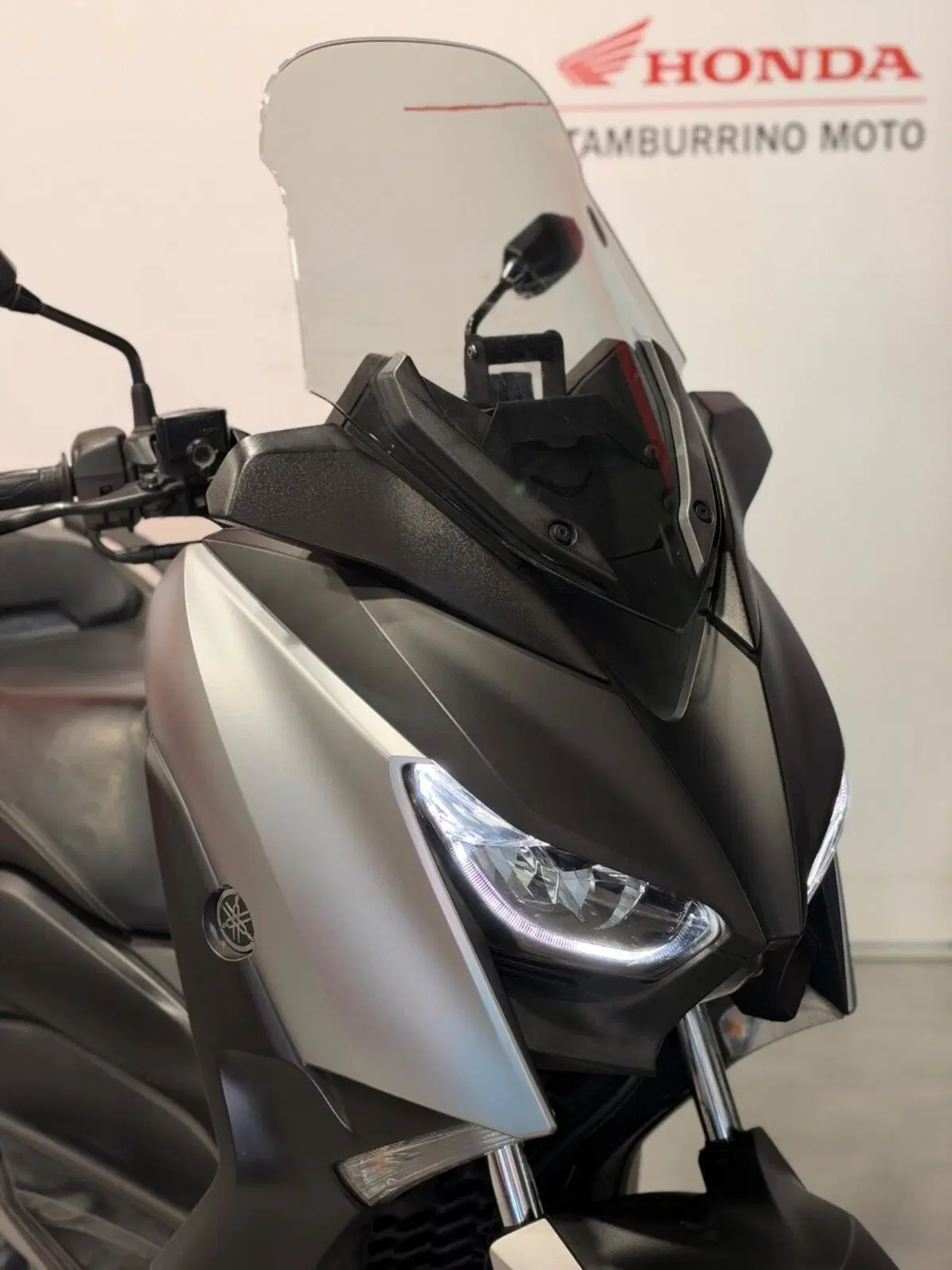 Yamaha X-Max 300 ABS (2017 - 20) (2)