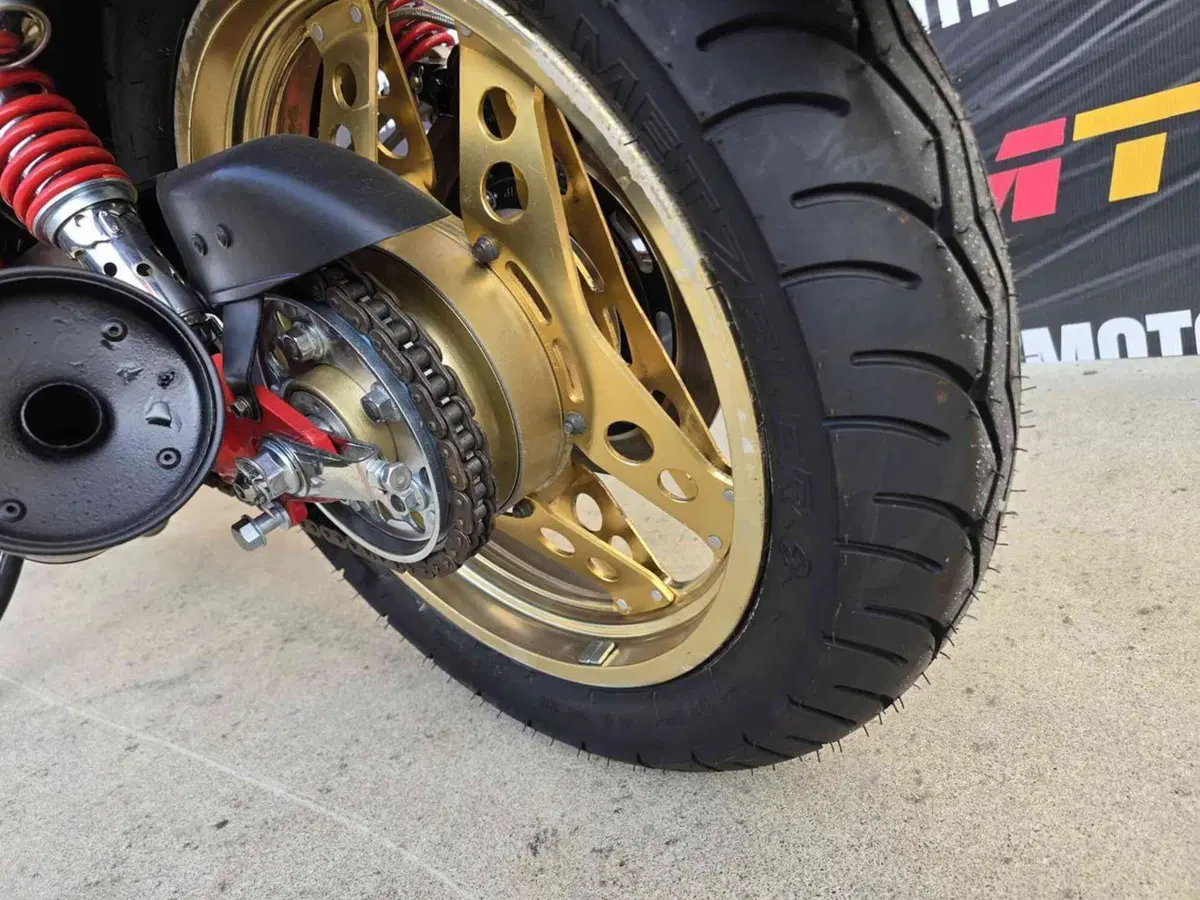 Honda cb1100r Scambio con Rolex (10)