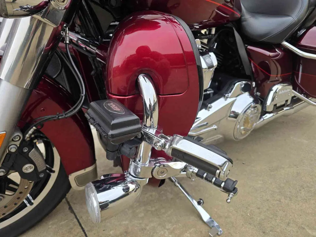 Harley-Davidson 107 Electra Glide Ultra Limited (2017 - 18) - FLHTK (15)