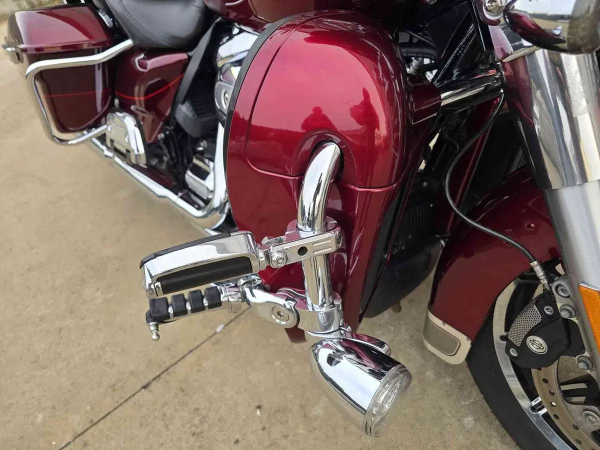 Harley-Davidson 107 Electra Glide Ultra Limited (2017 - 18) - FLHTK (16)
