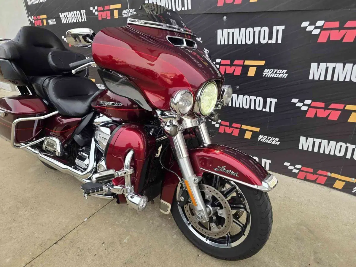 Harley-Davidson 107 Electra Glide Ultra Limited (2017 - 18) - FLHTK (4)