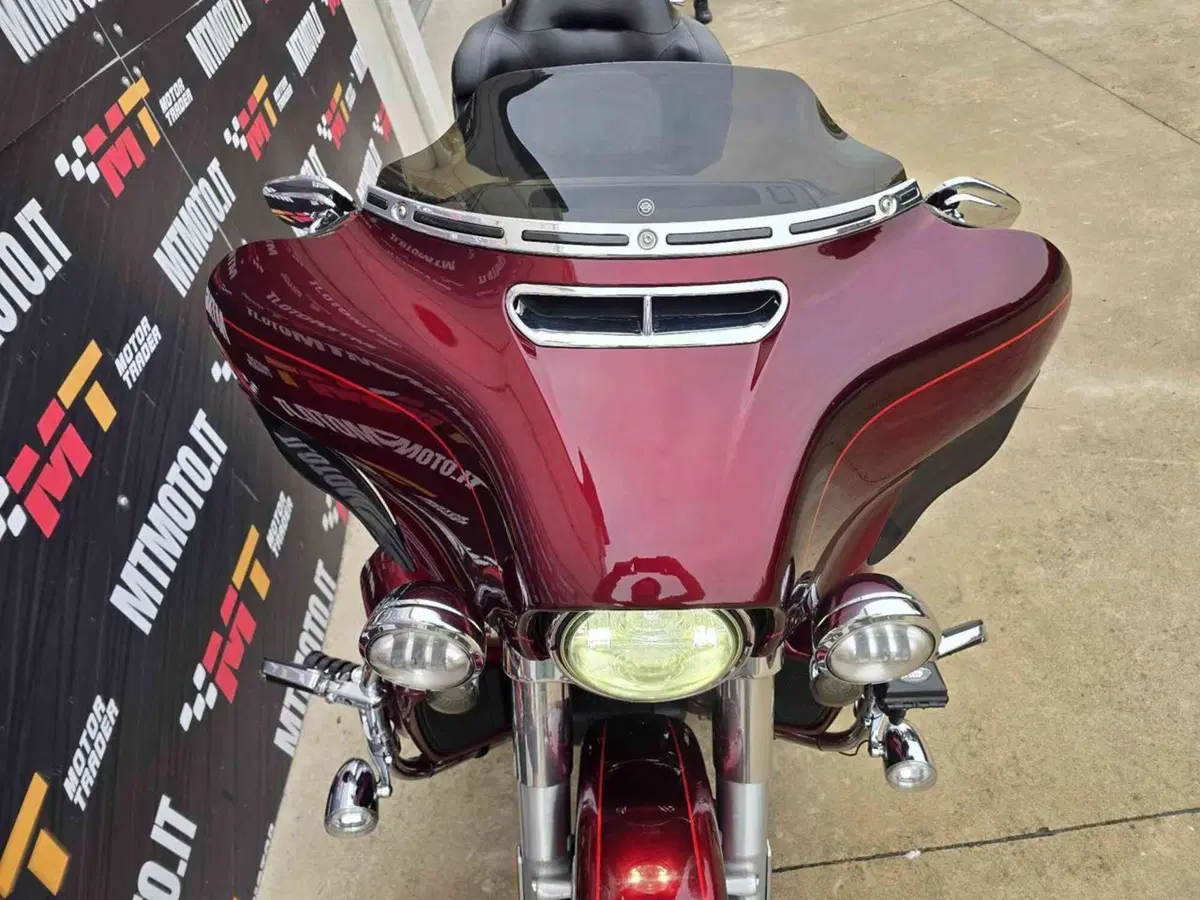 Harley-Davidson 107 Electra Glide Ultra Limited (2017 - 18) - FLHTK (7)
