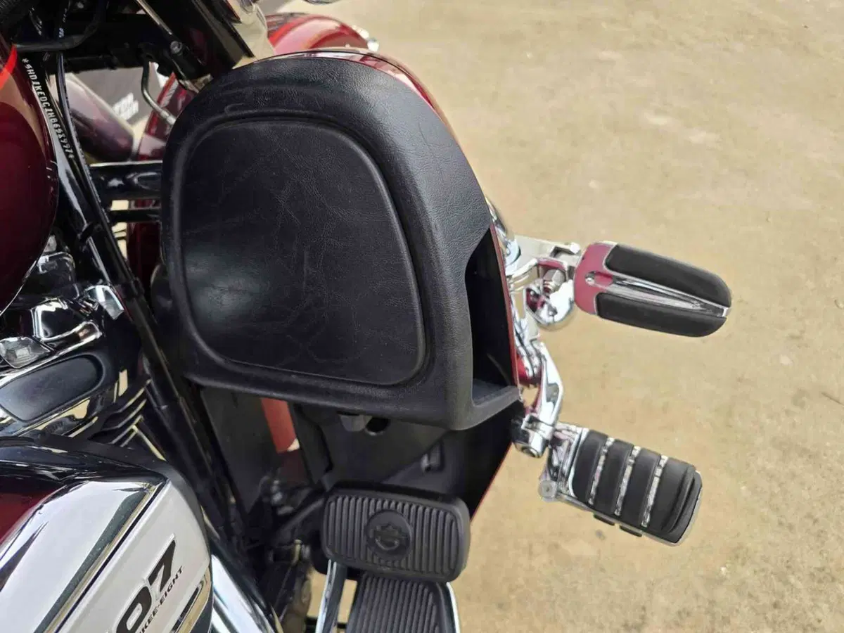 Harley-Davidson 107 Electra Glide Ultra Limited (2017 - 18) - FLHTK (20)