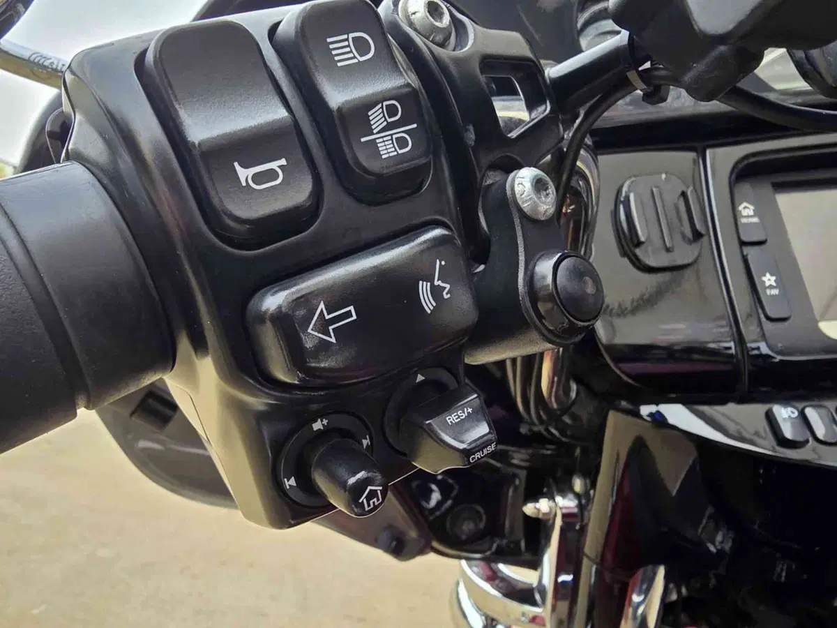 Harley-Davidson 107 Electra Glide Ultra Limited (2017 - 18) - FLHTK (44)