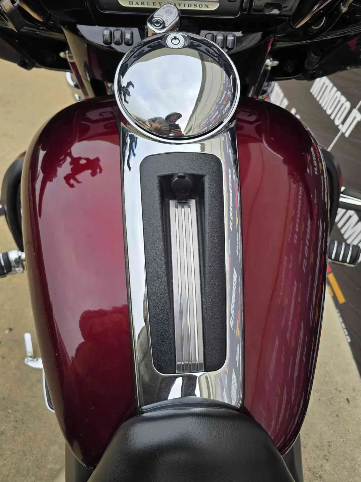 Harley-Davidson 107 Electra Glide Ultra Limited (2017 - 18) - FLHTK (8)