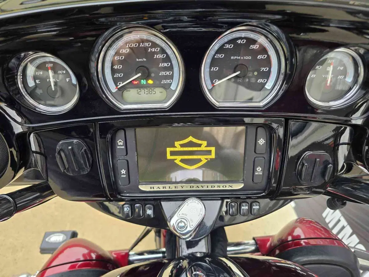 Harley-Davidson 107 Electra Glide Ultra Limited (2017 - 18) - FLHTK (46)