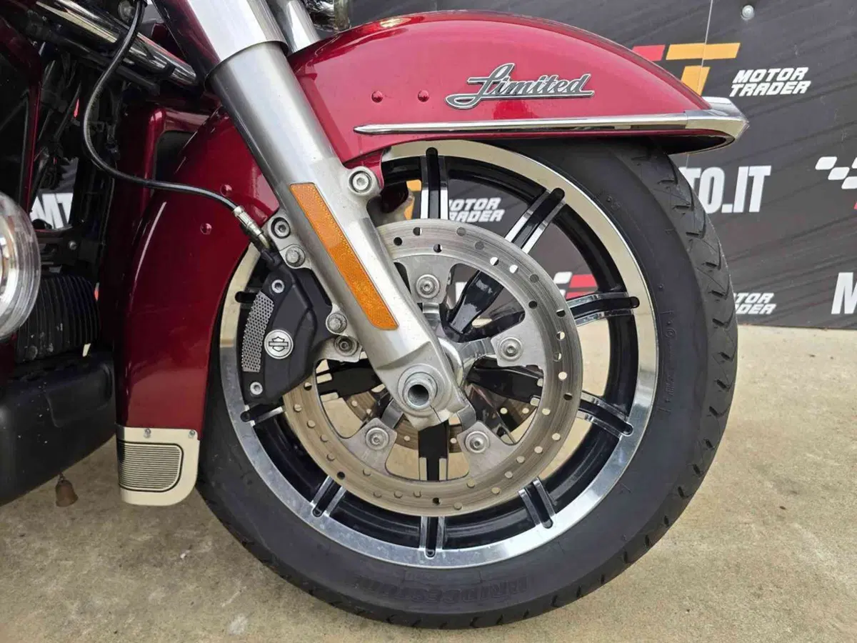 Harley-Davidson 107 Electra Glide Ultra Limited (2017 - 18) - FLHTK (24)