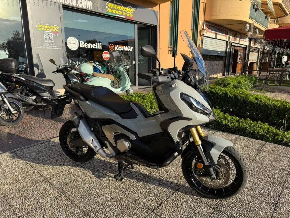 Honda X-ADV 750 DCT (2021 - 24) (3)