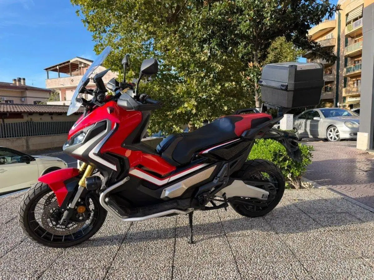 Honda X-ADV 750 Travel Edition (2017) (3)