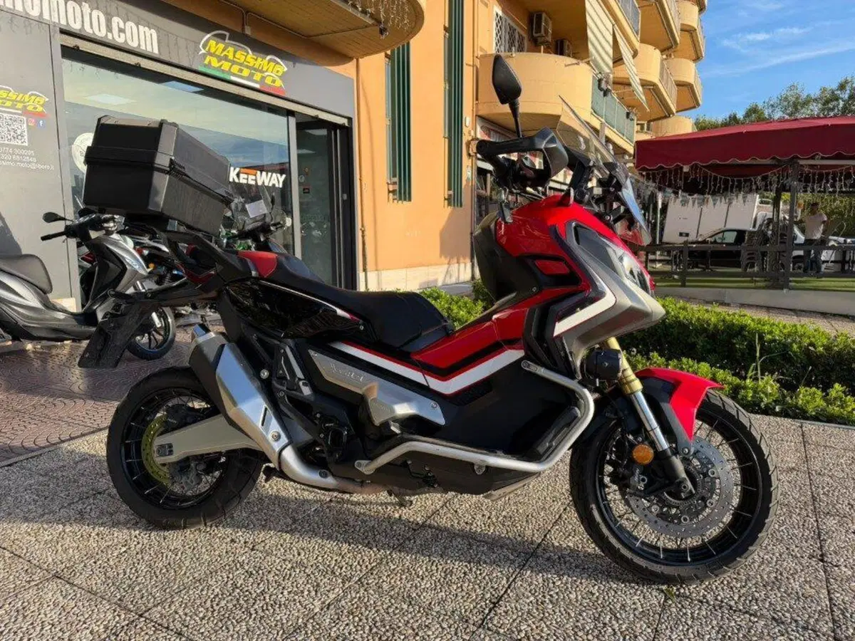 Honda X-ADV 750 Travel Edition (2017) (7)